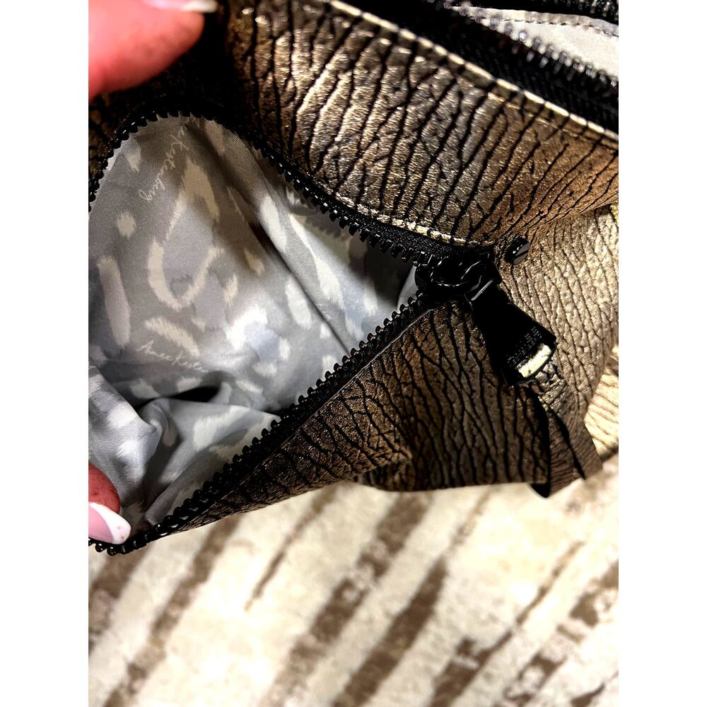 Aimee Kestenberg Leather Shoulder Bag Rose Gold/Black 2 Handles Or Strap A384377 - Picture 6 of 12